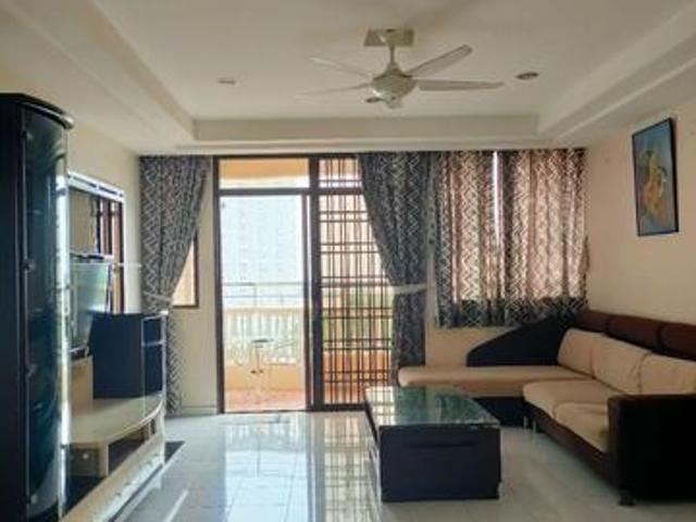 SUPER WORTH Grand View Condominium 1350 Sqft Fully Renovated