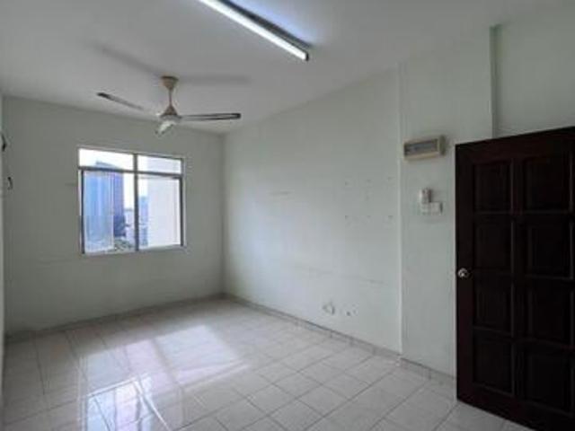 SUPER WORTH Irama Villa 750 Sqft 100 Loan Few Unit On Hand