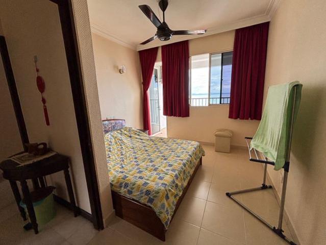 SUPER WORTH Mar Vista 1388 Sqft 2 Car Park Seaview Renovated Unit