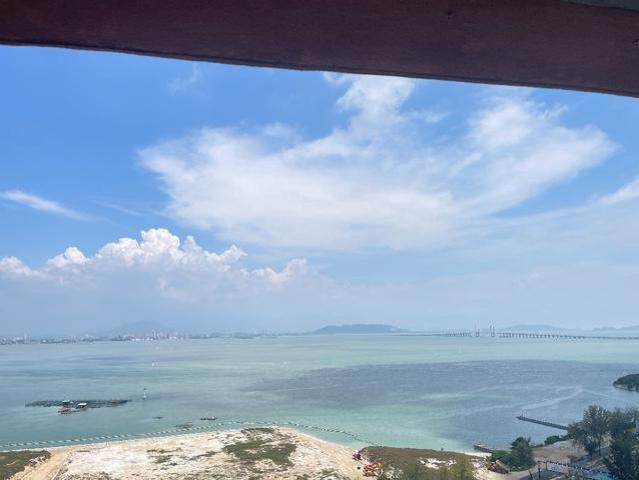 SUPER WORTH Sinar Bukit Dumbar 800 Sqft SEAVIEW CORNER UNIT
