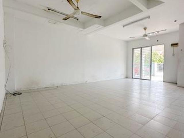 Super below market price teluk panglima garang 2sty house good conditi