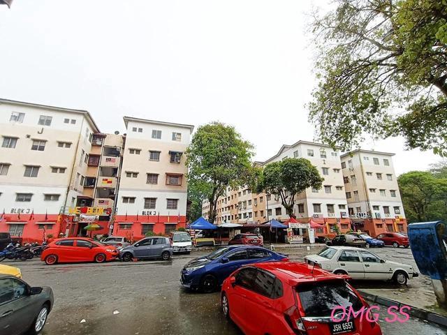 Super below market value Bukit Tinggi 2 flat move in condition nice un