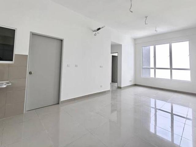 SUPER Best Price High floor Seaview Amber Cove Kota Syahbandar melaka