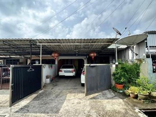 Super big land size Single Storey intermediate house for sale
