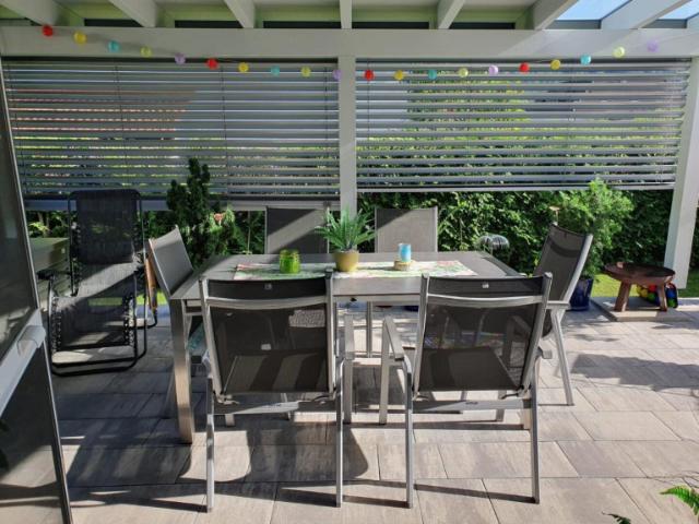 Super Bungalow Wohn Haus mit Büro & Lager und mit neuer Terrasse, 3 er Carport, Preis € 449 000