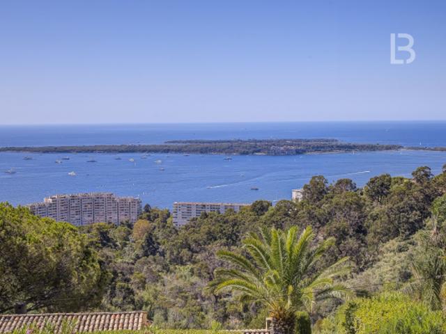 SUPER CANNES, VILLA VUE MER PANORAMIQUE