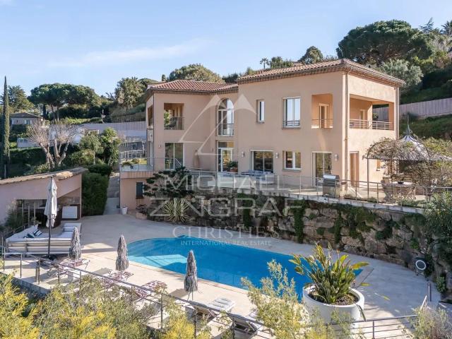 Super Cannes vue dégagée montagnes et verdure 322m² Cannes