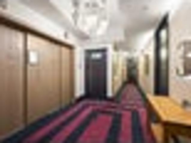 SUPER CENTRAL ONE BEDROOM STUDIOS