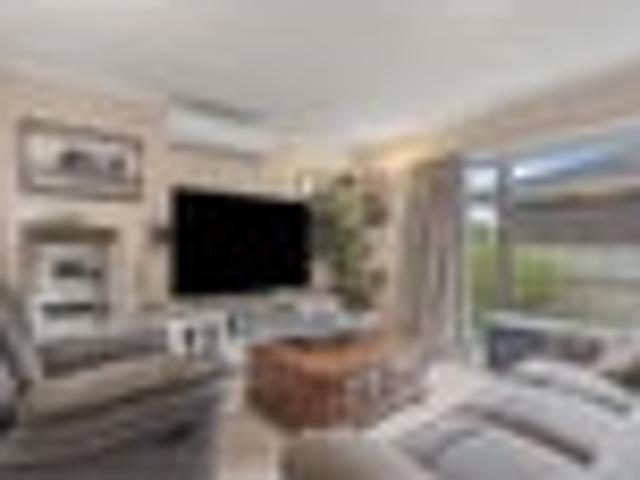 Super Central City Pad!