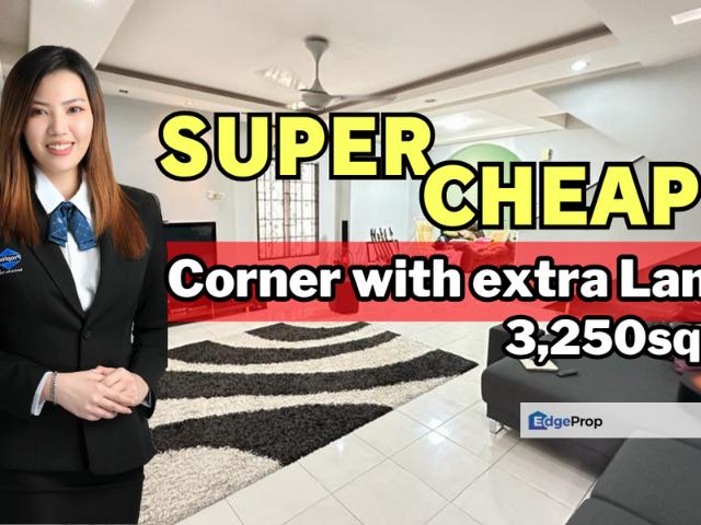 Super Cheap / Corner with extra 30ft Land / Kitchen extended