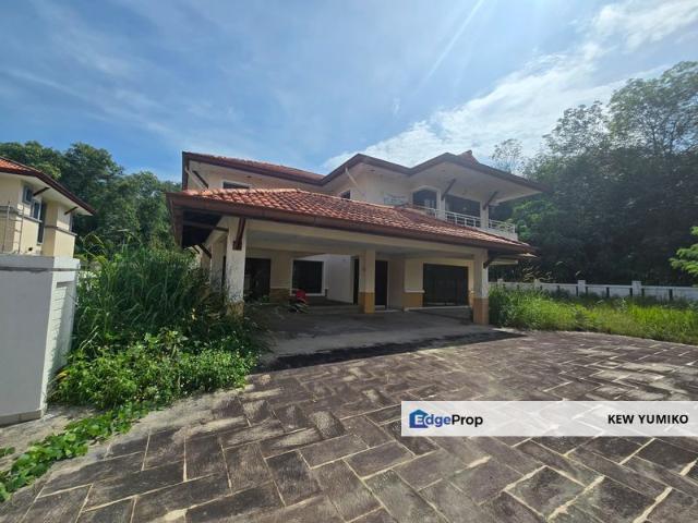 Super Cheap Huge Land 2 Storey Corner Bungalow, Tiara Bungalow