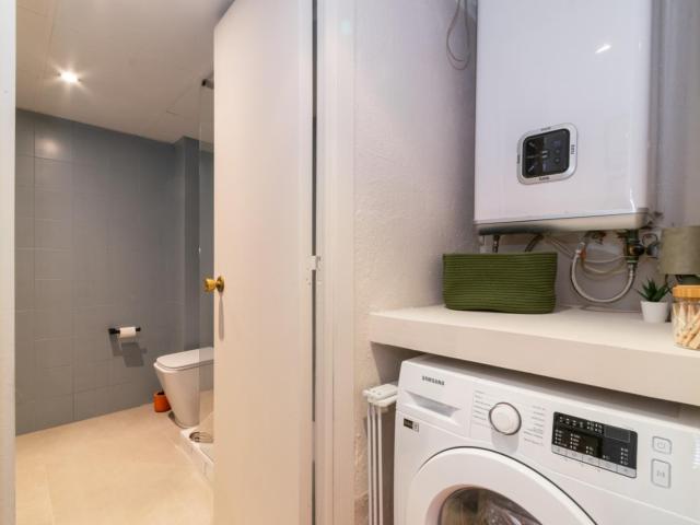Super comfy double bedroom in Les Corts