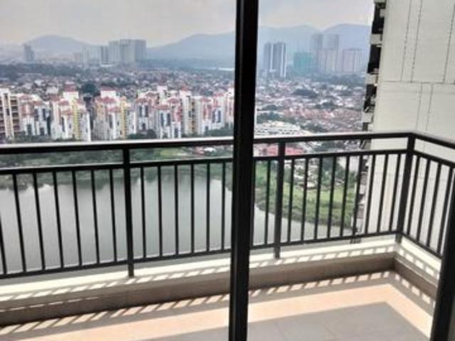 SUPER DEAL FULLY Good Condition BARON LAKE For RENT KL READY MO