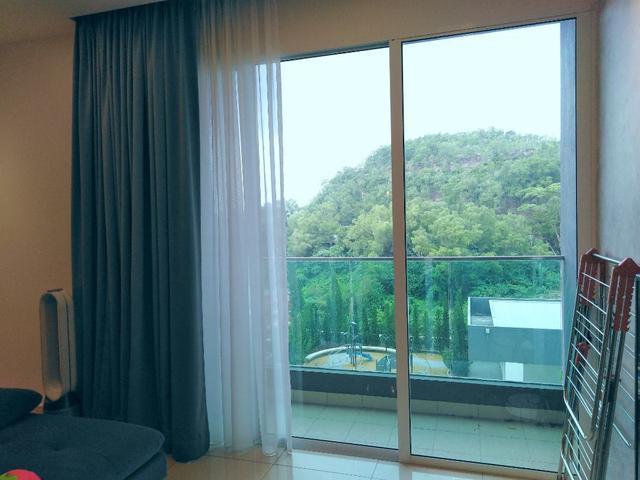 SUPER DEAL Green Residence Condo Freehold well maintain unit for Sale