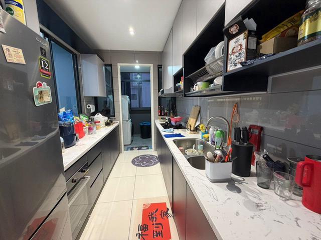 Super Deal 3 Parkings Corner Unit1350sqft Unblock View