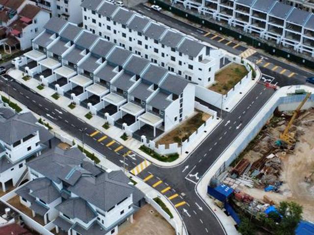 SUPER DEAL 3sty Taman Selayang PermataMuliaCornerteres house