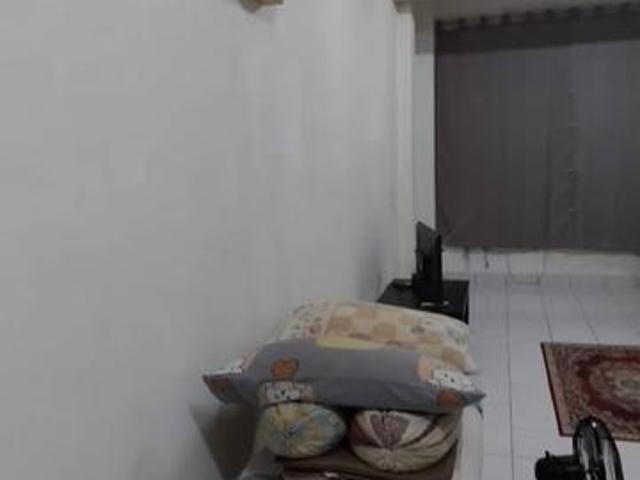 Super DealFREE HOLD Good Condition Unit atA For Sale sgHOT ARE