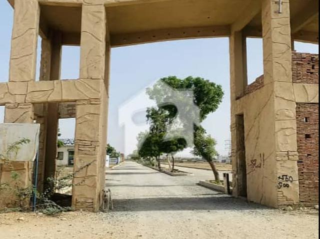 Super hot deal 120 sq. Yd West Open Plot in Pir Gul Hassan Town Phase 2