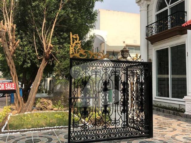 Super hot location on main boulevard of phase one 10 marla brand new house available for sale