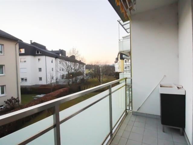 Super Infrastruktur 2 Zimmer Wohnung mit Balkon in ruhiger Wohnsiedlung