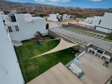 SUPER JARDIN 5 RECS + MAN CAVE