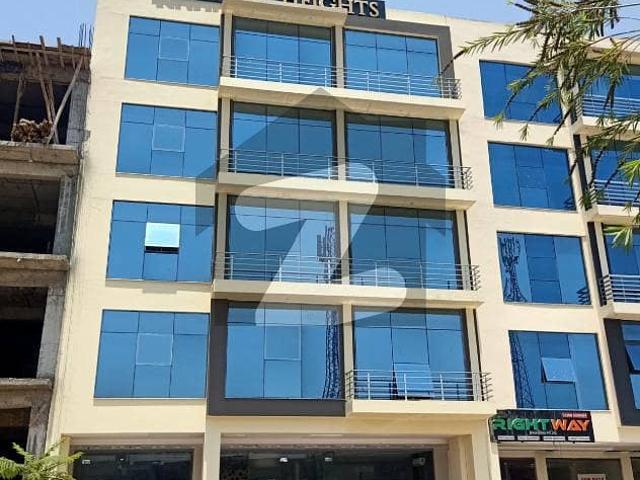 Super Luxury Rented Pent House For Sale