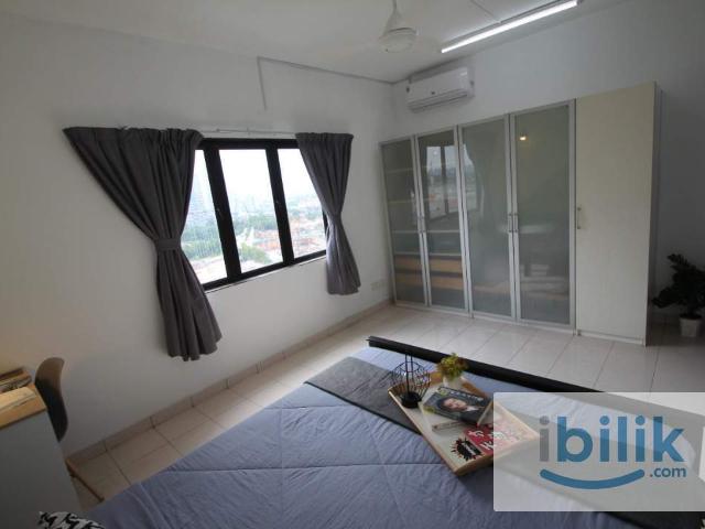 Super Medium Room with Window & A/C