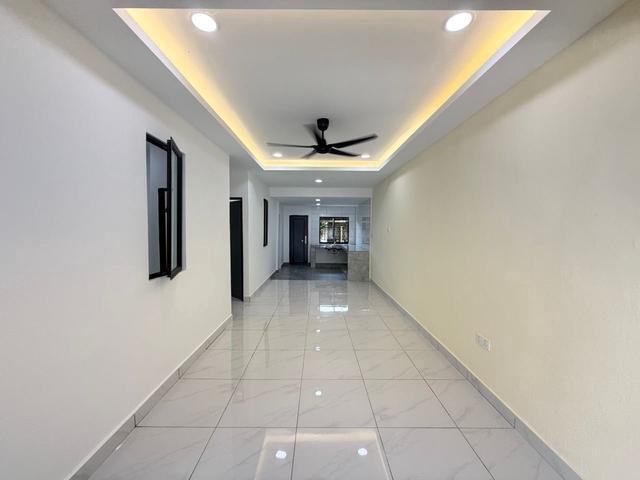 SUPER NICE RENOVATEDTaman Zamrud Ulu Tiram