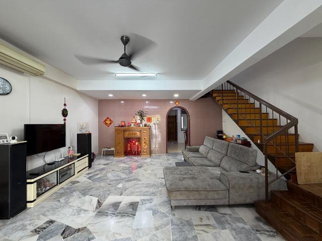 Super Nice 2 Storey ENDLOT Terrance House Bandar Mahkota Cheras