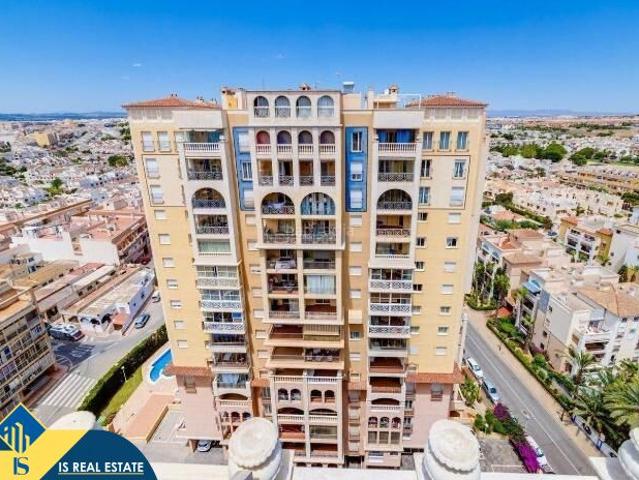 Super Precio! Exclusivo apartamento en las Torres Atalayas con gigantesca terraza orientación sur + Piscina comunitaria