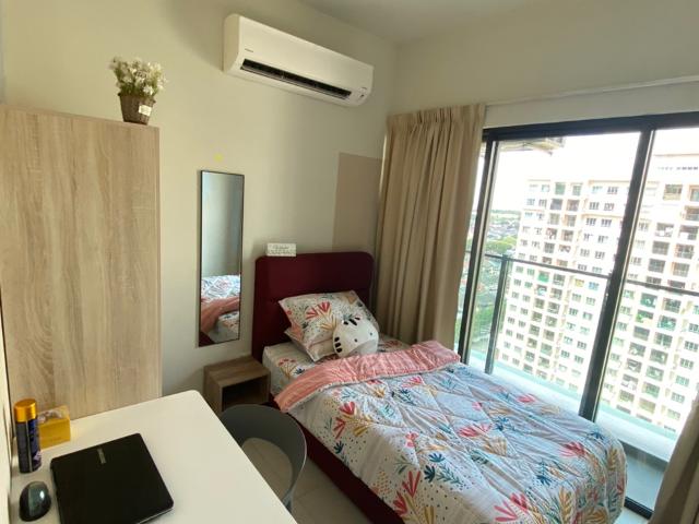 Super Single Room with Balcony for Male Only