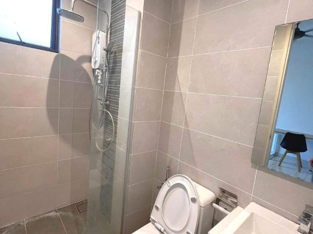 Super single room. Next to MRT Kuchai Lama