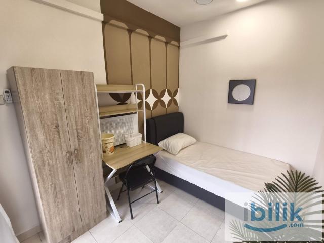 Super single room ready move in