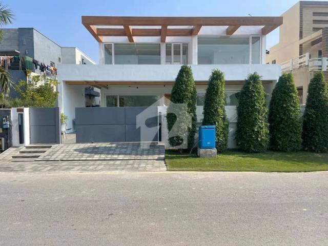 Super solid constructed kanal house at prime location of phase 8 dha lahore for sale