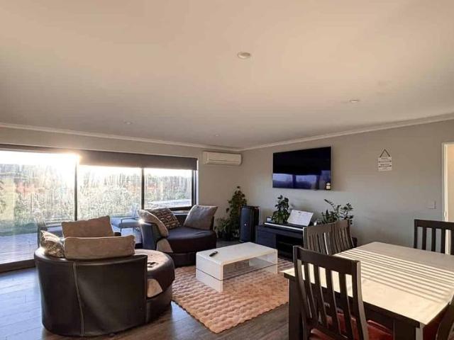 Super Spacious Halswell Home!