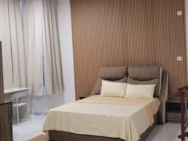 Super Spacious Master Bedroom