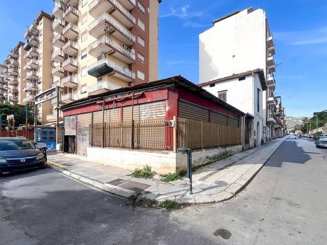 Supermercato in vendita a Palermo