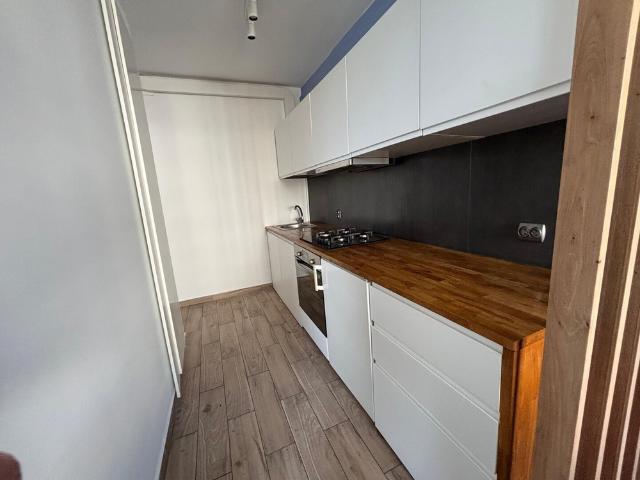 SuperApart Al. Solidarności apt. 42