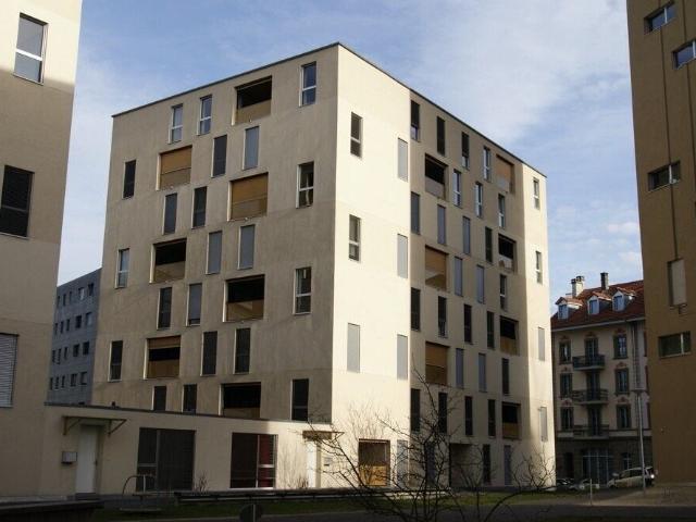 Superb 4½ room duplex in a contemporary building, in the heart of the city