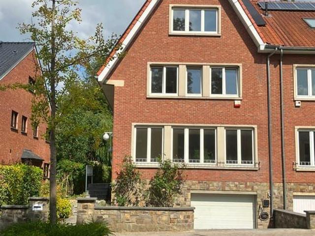 Superb 5 bedroom house in Woluwe Saint Pierre Large garden