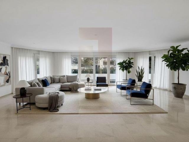 Superb apartment close to the city center