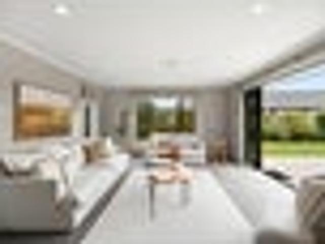 Superb Family Living in Huntington