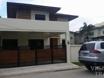 Superb house and lot for rent located in a secure area in angeles city
