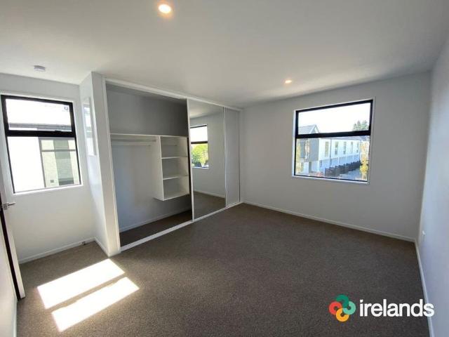 Superb In Shirley