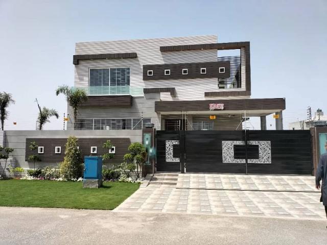 Superb location hot ideal house for sale lahore dha phase 7 id 79244
