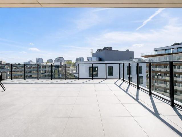 Superb Penthouse with 63m² terrace