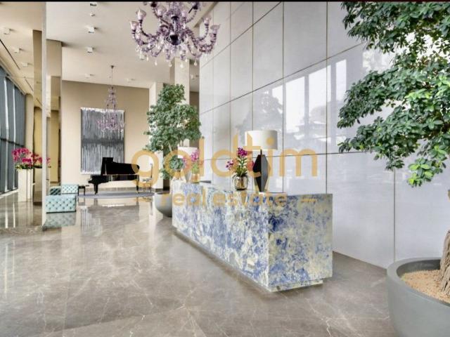 SUPERB/ UNIQUE DESIGN/ 2 UNDERGROUND PARKING/ 2 TERRACES 80SQM