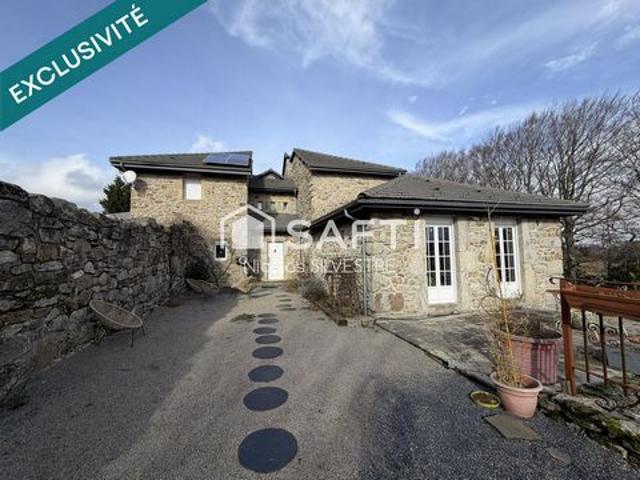 Superbe maison traditionnelle avec piscine