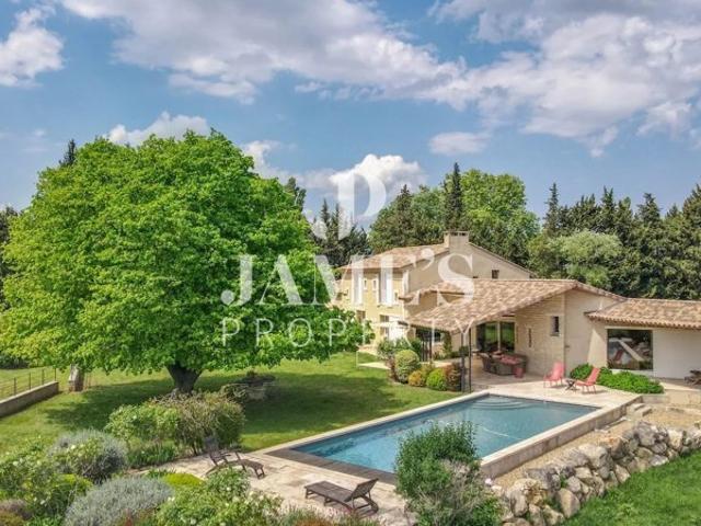 Superbe maison avec piscine à Saint Rémy de Provence
