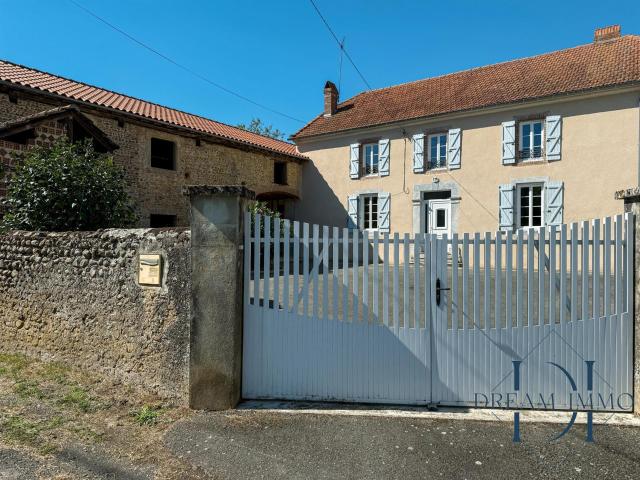 Superbe maison bigourdane avec dépendance et jardin À quel 213m² Maubourguet